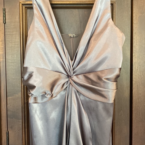 Beautiful Chadwicks size 8 evening gown gray - Picture 4 of 8